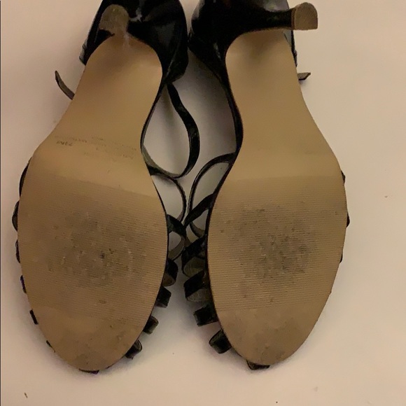 Caged toe heel - Picture 3 of 3